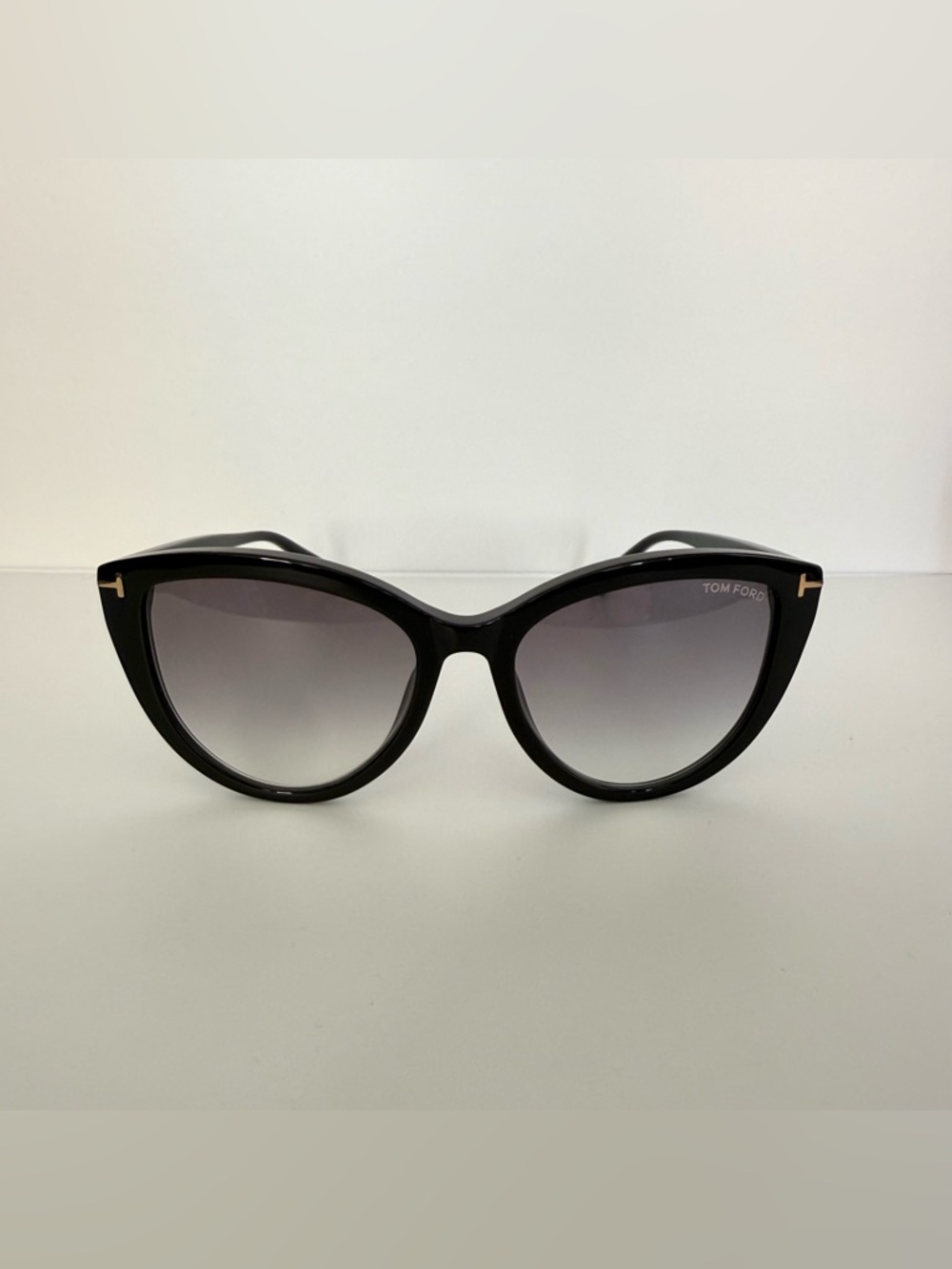 NEW!!! Tom  Ford women Isabella 02 TF915 01B sunglasses  Authentic